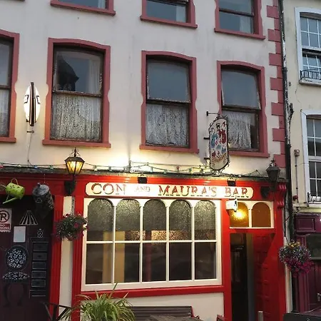 Con And Maura's Bar & * Clonakilty